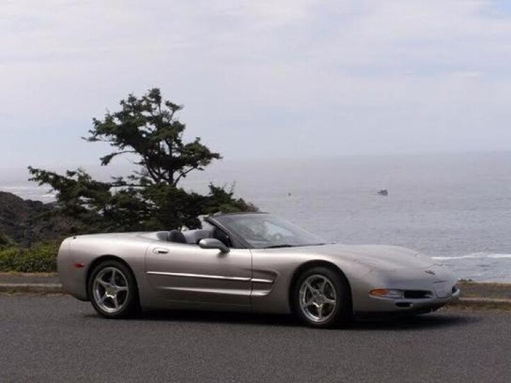 Thumbnail Photo undefined for 1998 Chevrolet Corvette Convertible